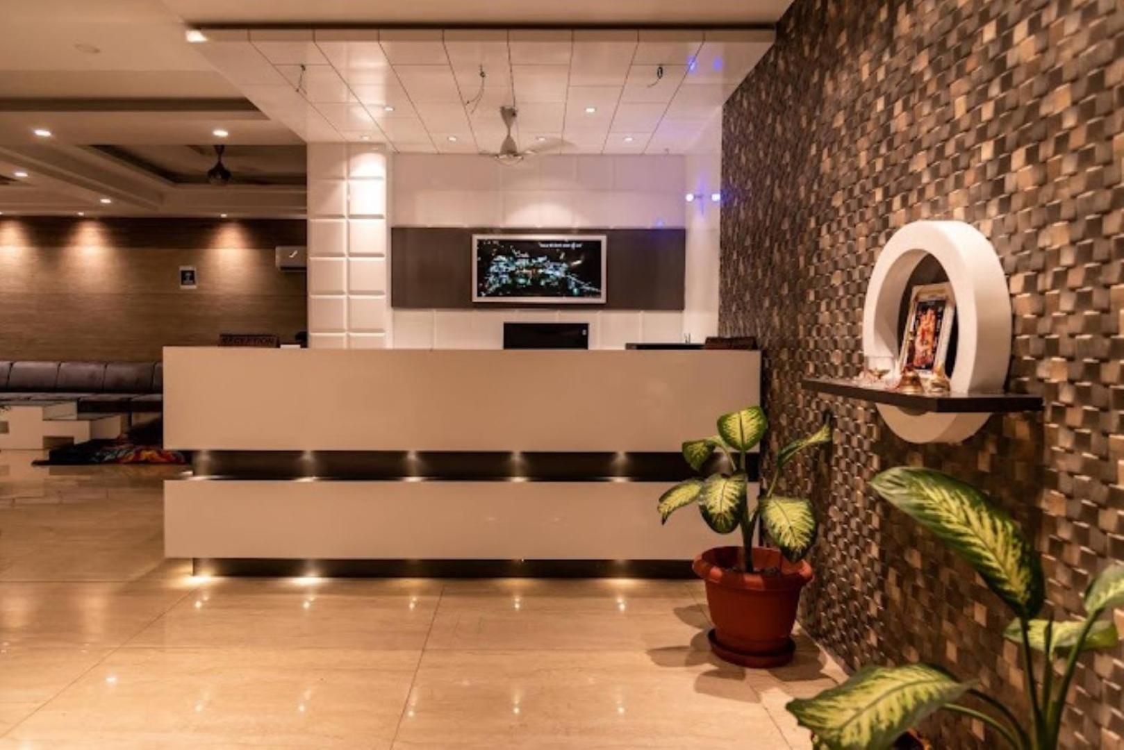 קטרה Hotel Arihant Palace , Katra מראה חיצוני תמונה